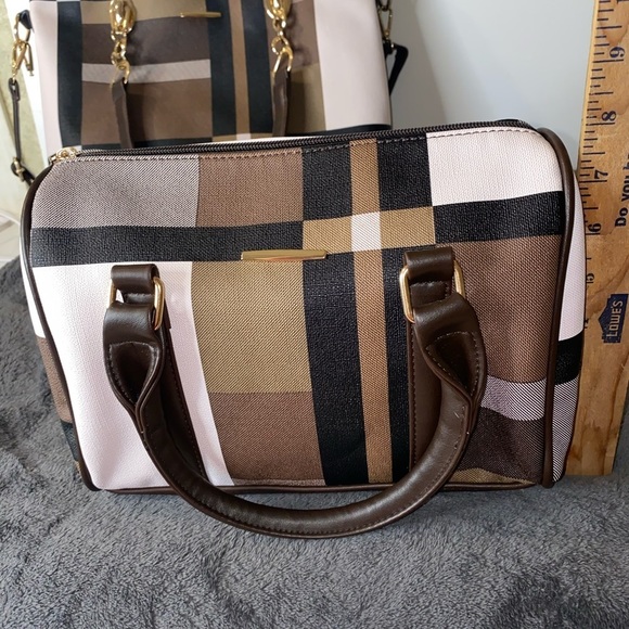 Women Handbags Messenger Shoulder Bags Luxury Handbags 6 Pieces Great Condition - Picture 11 of 15